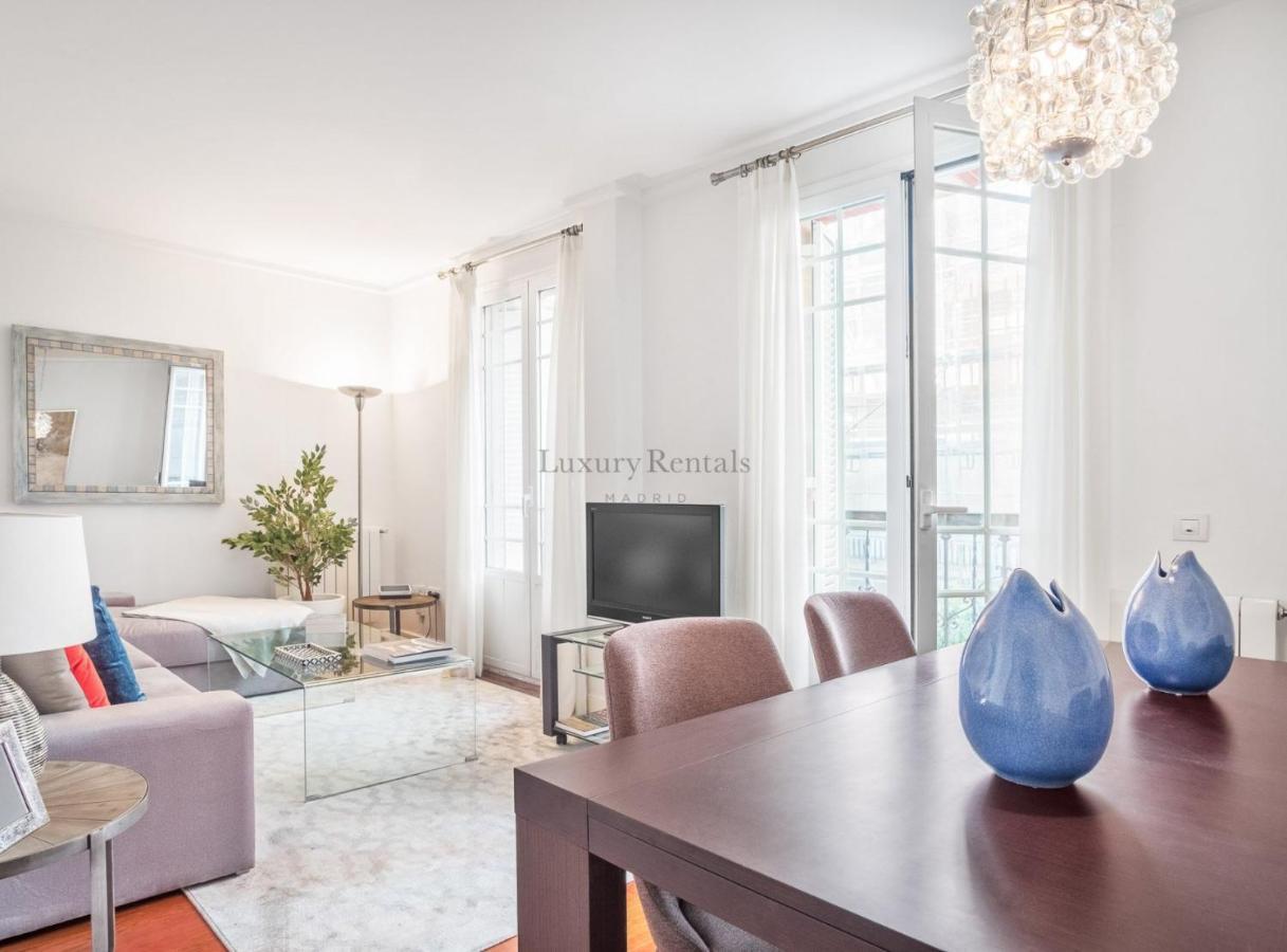 Charming 2-Bedroom Apartment In Retiro Perfect Madrid Location المظهر الخارجي الصورة